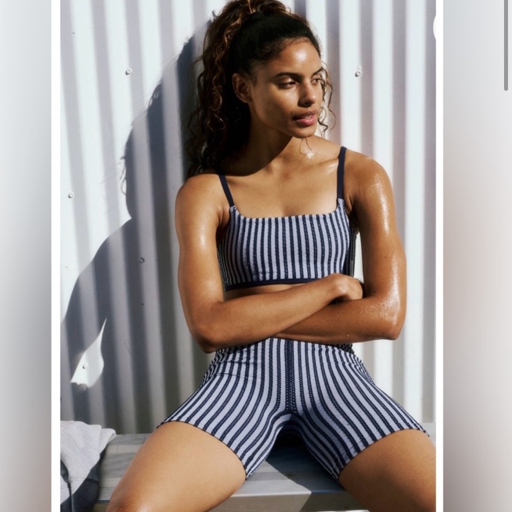 NWT • FREE PEOPLE TIGHTEN UP STRIPED WORKOUT Set size XS/S